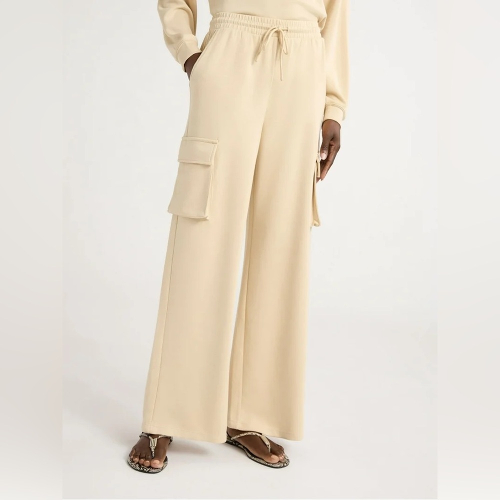 Scoop Women’s Ultimate Scubaknit Wide Leg Cargo Sweatpants NWT